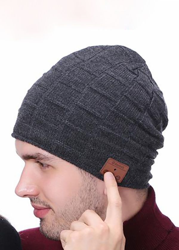 Bluetooth Beanie Hat - Wireless Music & Calls - Faux Fur Lined