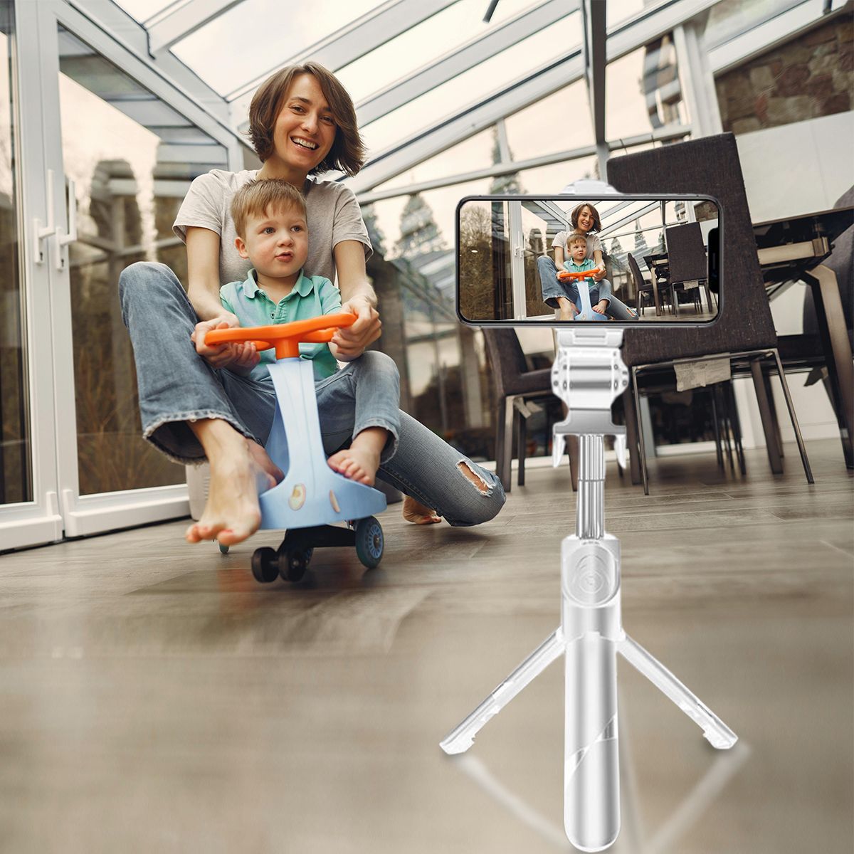 Trípode selfie retráctil alto con control remoto