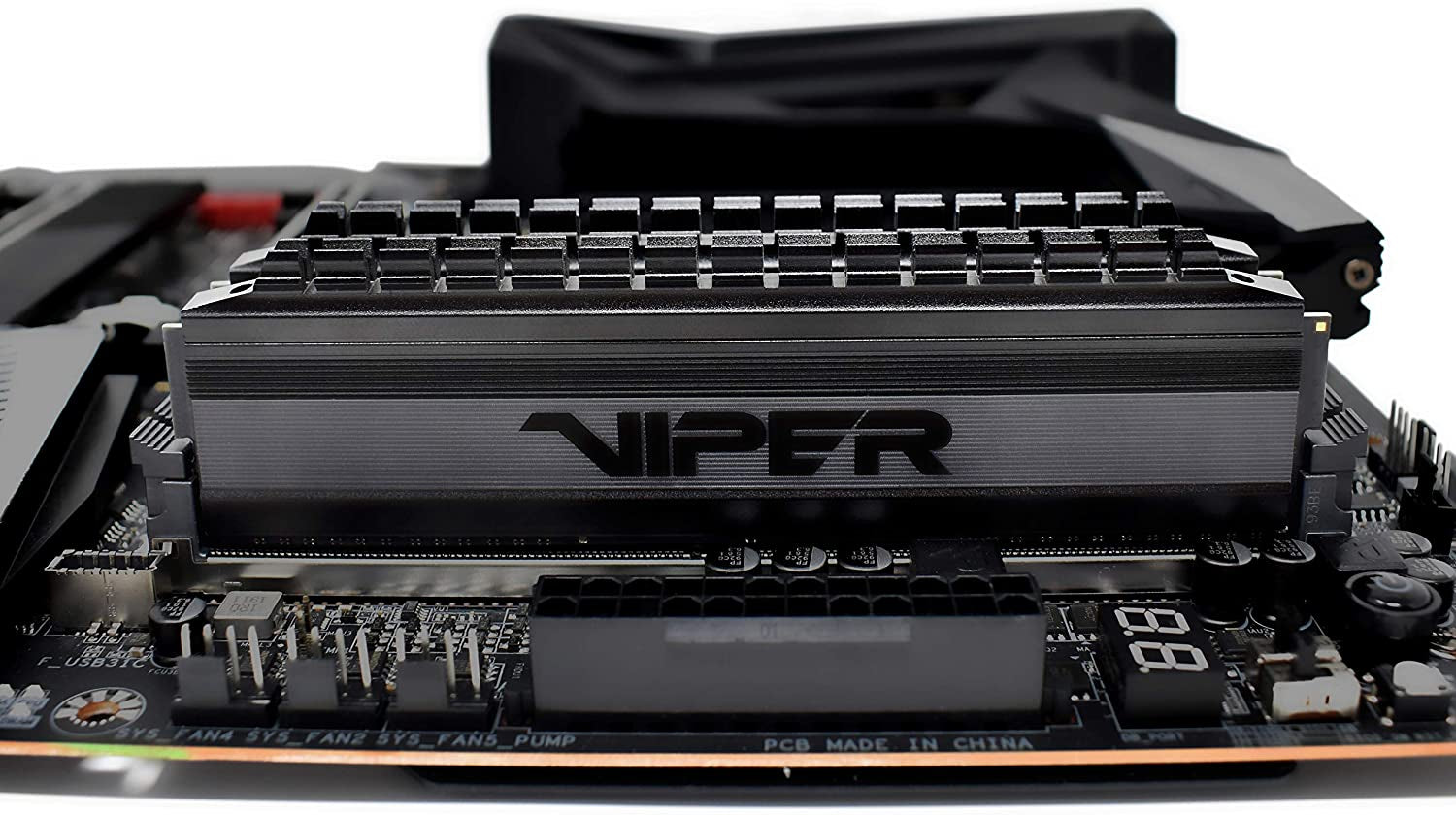 Viper 4 Blackout Series DDR4 16GB (2 X 8GB) 4133Mhz Kit